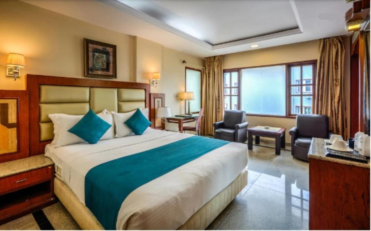 Golden Metro Hotel Μπανγκαλόρ Εξωτερικό φωτογραφία