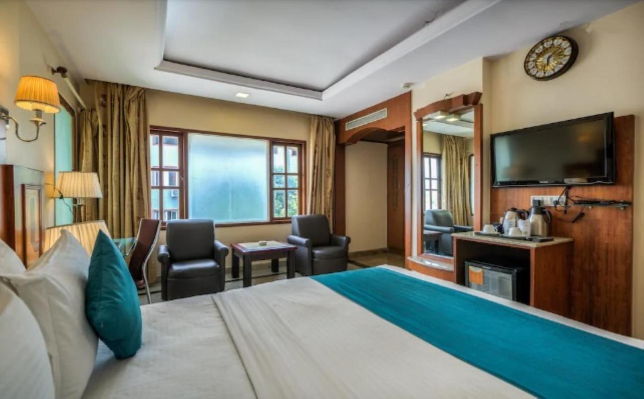 Golden Metro Hotel Μπανγκαλόρ Εξωτερικό φωτογραφία