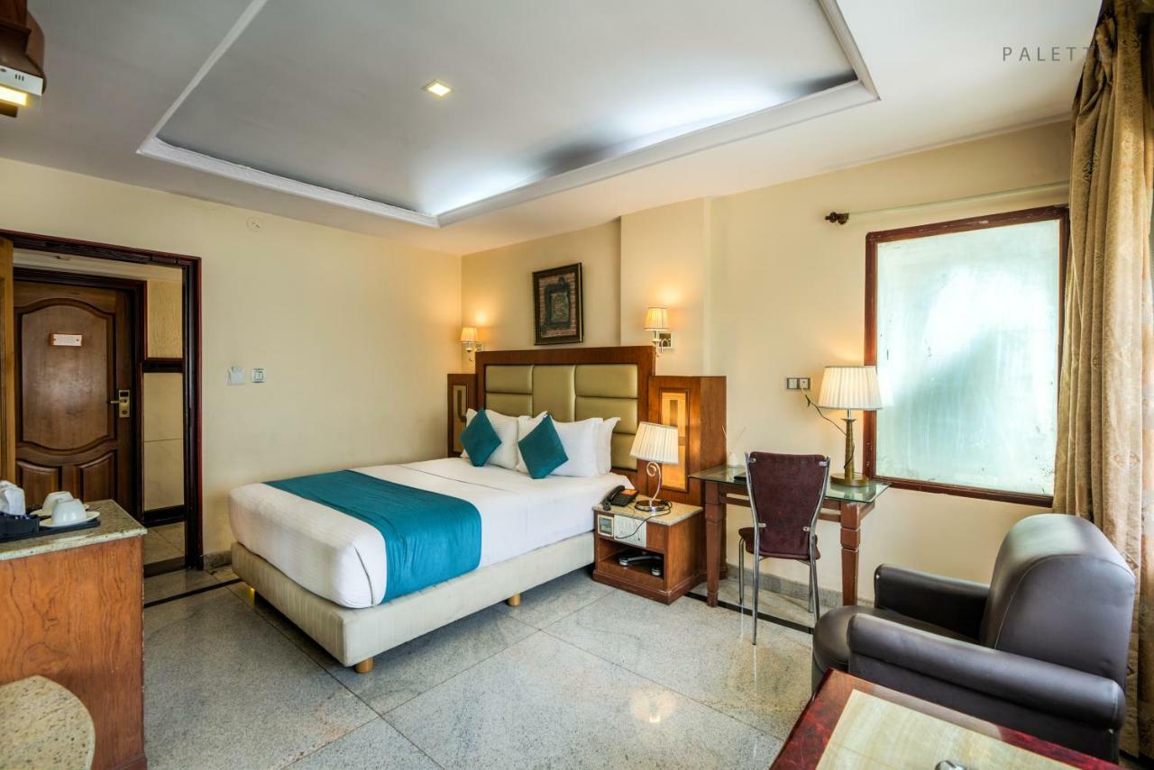Golden Metro Hotel Μπανγκαλόρ Εξωτερικό φωτογραφία