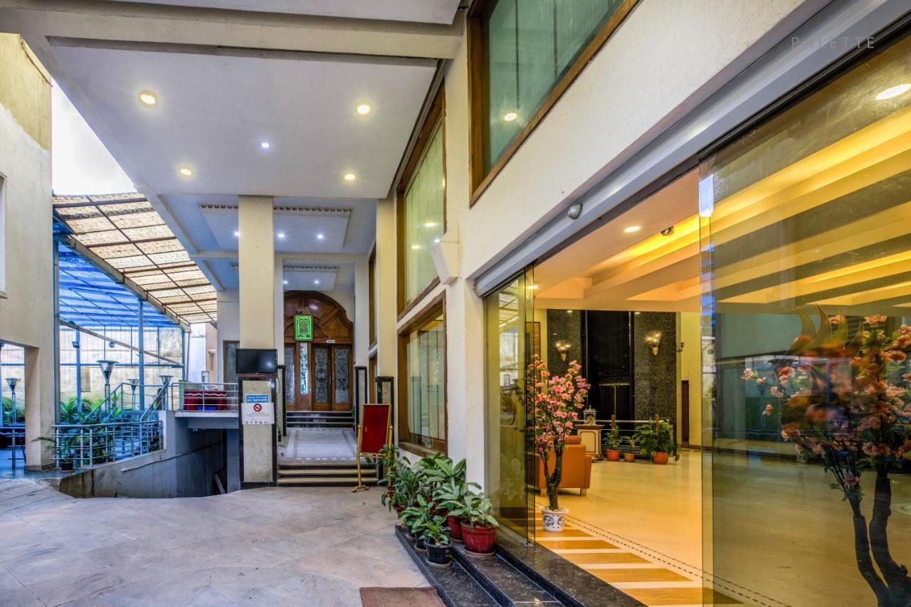 Golden Metro Hotel Μπανγκαλόρ Εξωτερικό φωτογραφία