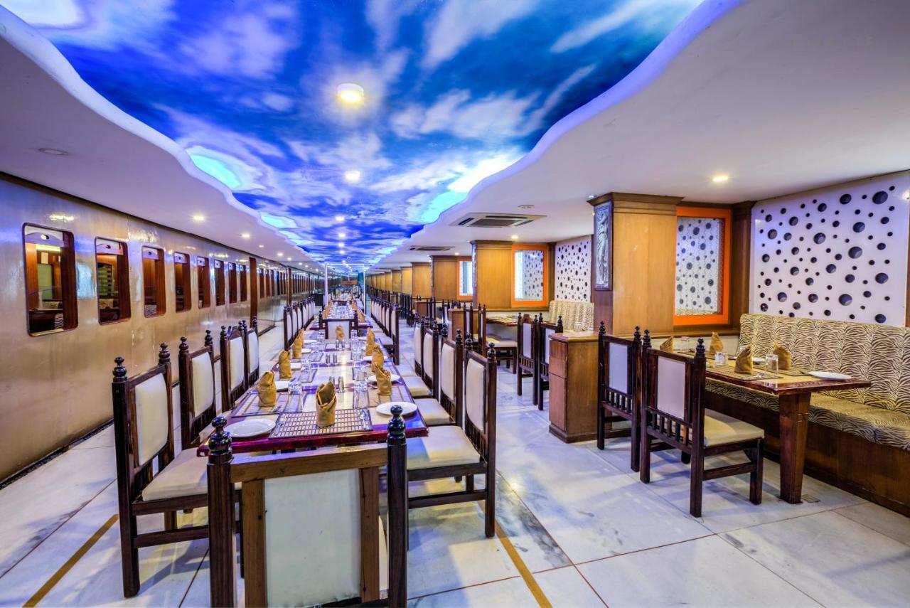 Golden Metro Hotel Μπανγκαλόρ Εξωτερικό φωτογραφία