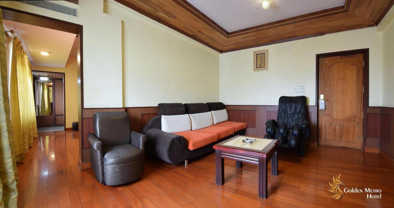 Golden Metro Hotel Μπανγκαλόρ Εξωτερικό φωτογραφία